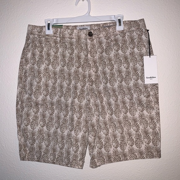 Goodfellow & Co Other - Goodfellow & Co Pineapple Shorts